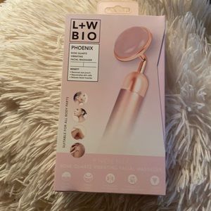 L&W Bio Vibrating Facial Massager